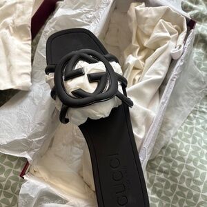 Gucci sandles